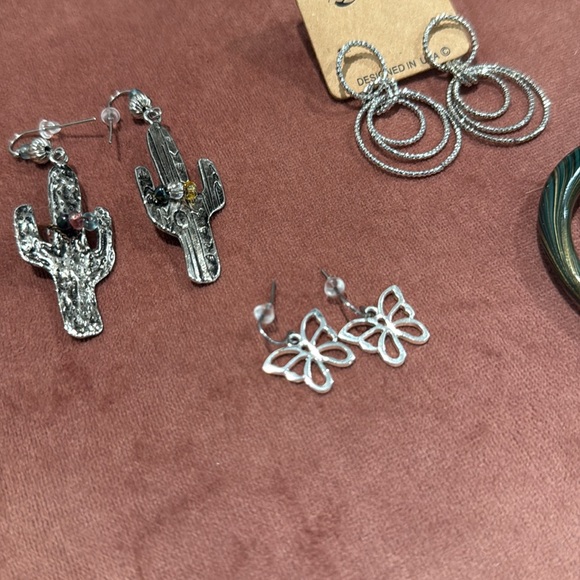 Bundle of 5 pairs of earrings - Picture 4 of 6